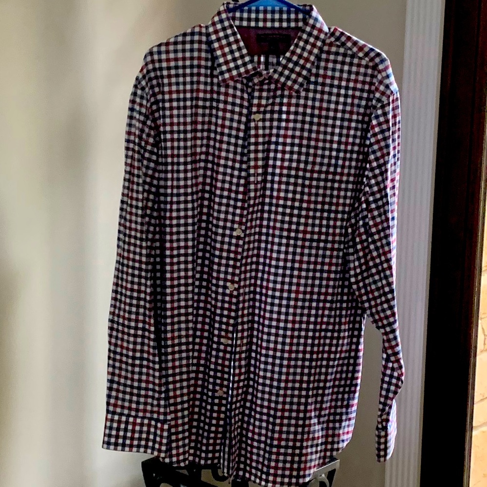 Banana Republic Non Iron Classic Fit Dress Shirt